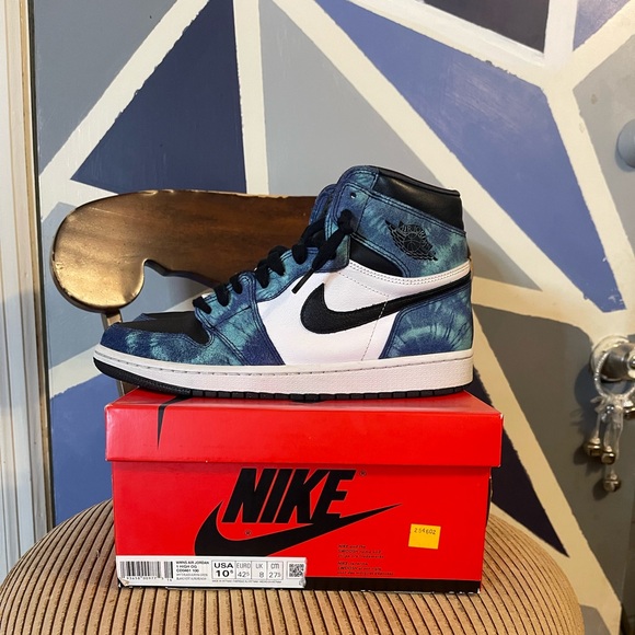 Nike Shoes - Air Jordan retro 1 HI OG size women’s 10.5= men’s 9